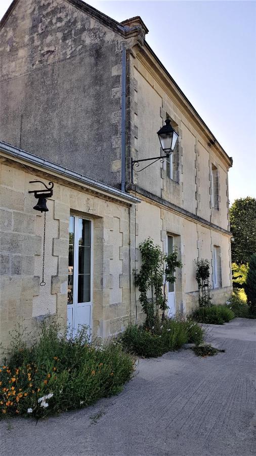 Chateau Bernon Maison D Hotes - Piscine Et Spa Queyrac Eksteriør billede